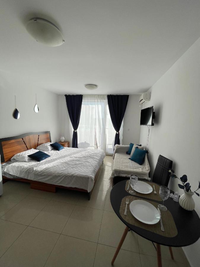 Aparthotel Admiral Plaza Sunny Beach Esterno foto