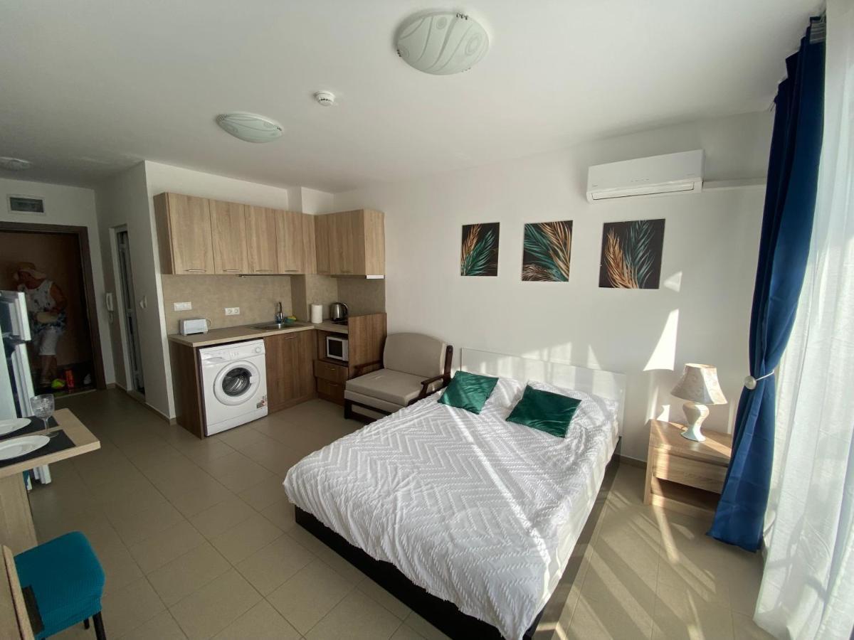 Aparthotel Admiral Plaza Sunny Beach Esterno foto